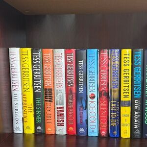 12 book series by Tess Gerritsen
